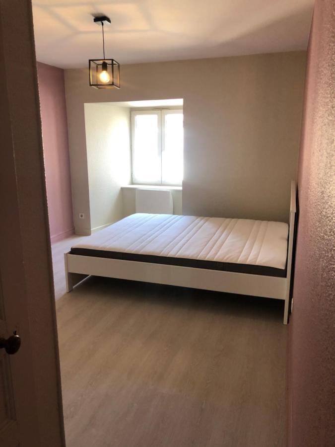 Appartement Porte Du Cantal Massiac Dış mekan fotoğraf